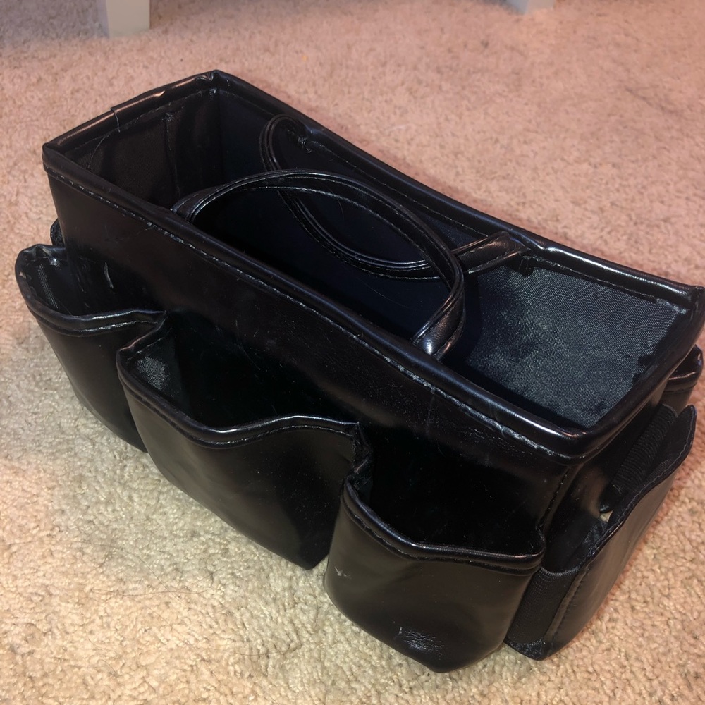 makeup holder